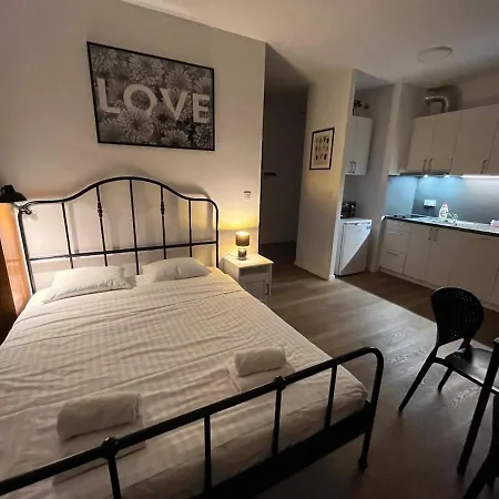 Ordona Charming Iii Apartmán Varšava