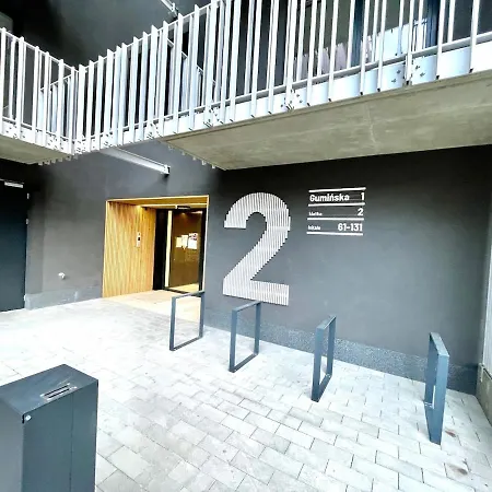 Ordona Charming Iii * Varšava