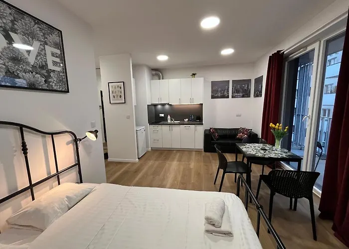 Ordona Charming Iii Warszawa